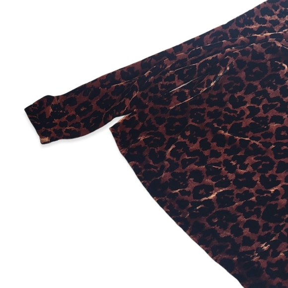 NWT Dolan Anthropologie Charley Velvet Leopard Blouse - Picture 3 of 8